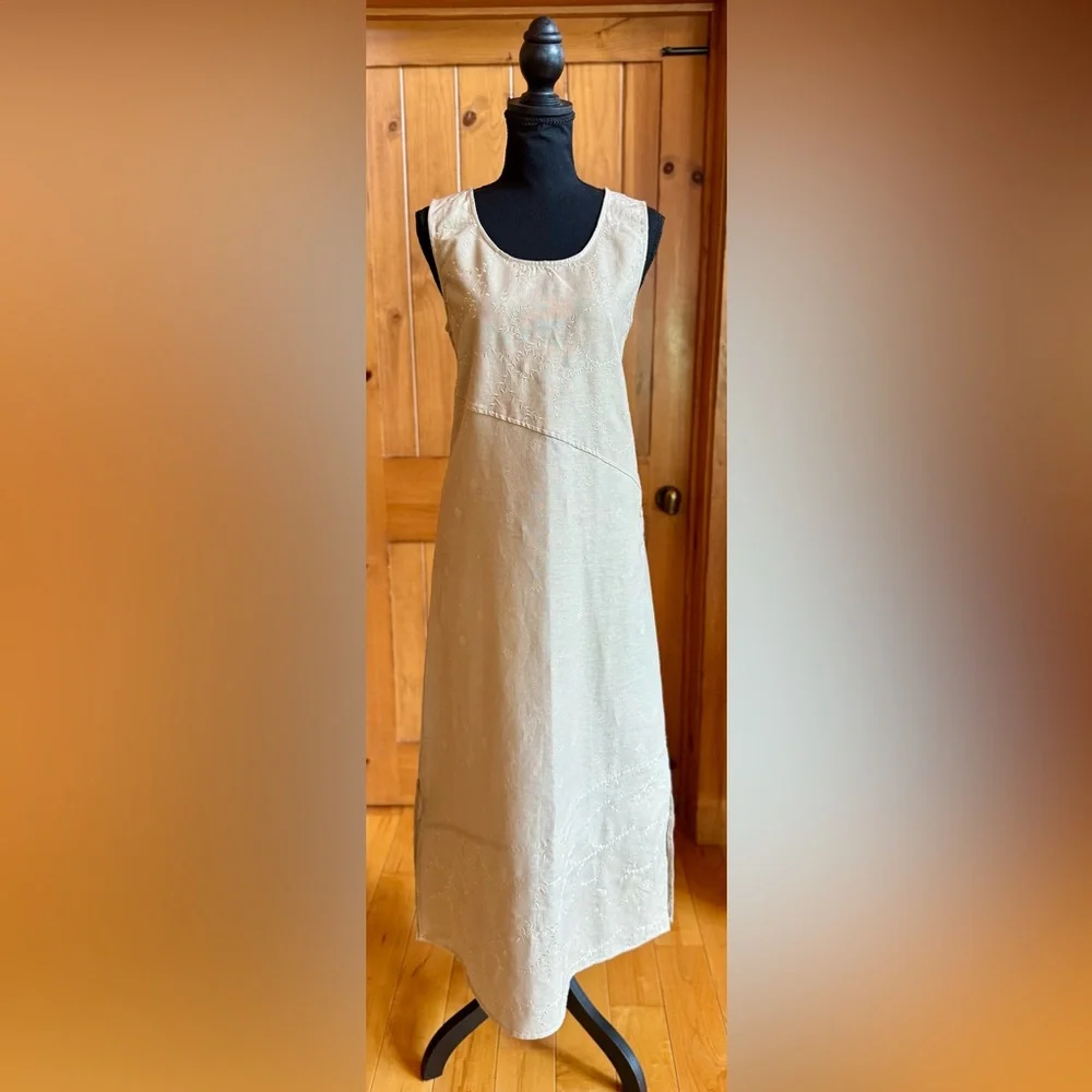 Linen Blend Sleeveless Embroidered Eyelet Maxi Dress (S) - Picture 3 of 16